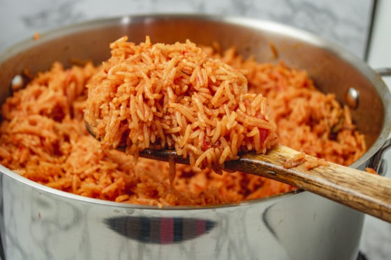 Stir to coat, then cook for about 5 minutes until softened. How To Cook Jollof Rice With Carrot And Green Pie / Recipe