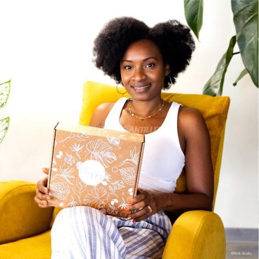 La box Mademoiselle Nappy pour bien soigner les cheveux crépus - Opera News