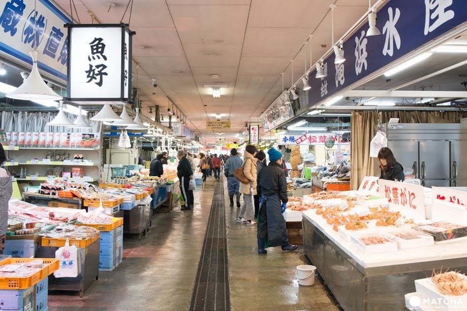 糸滿魚市場 食 Hitcvr