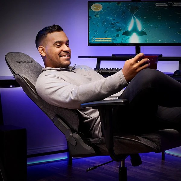 Gaming Furniture Built To Win Ergonomic Gaming Chairs By RESPAWN ImagesGood 
