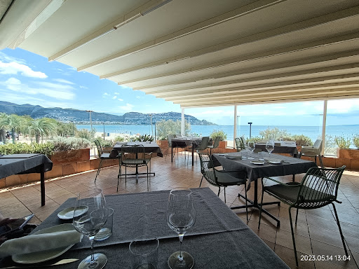 ROM Restaurant – Roses