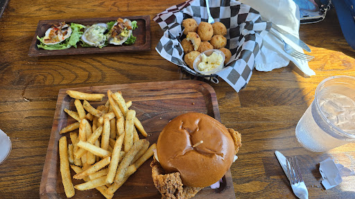SALT Waterfront Kitchen – Ridge