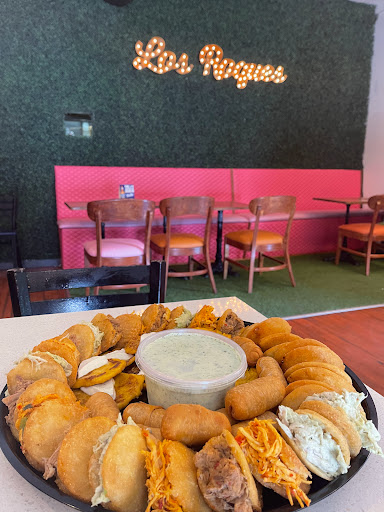 Los Roques Restaurant – Ridgewood