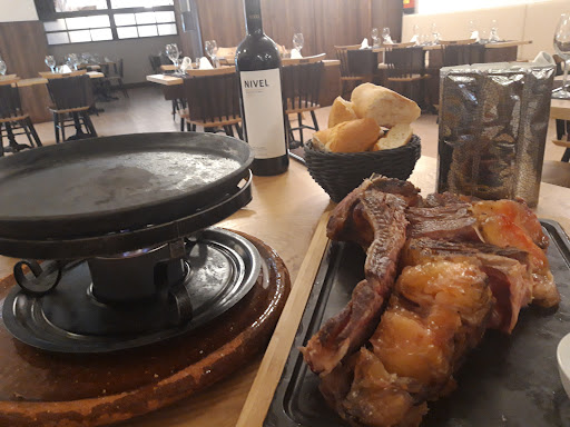Cafeteria Restaurante Terruño – Roa