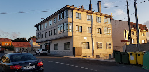 Hostal Churrascaría Carpinteiras – Rodeiro