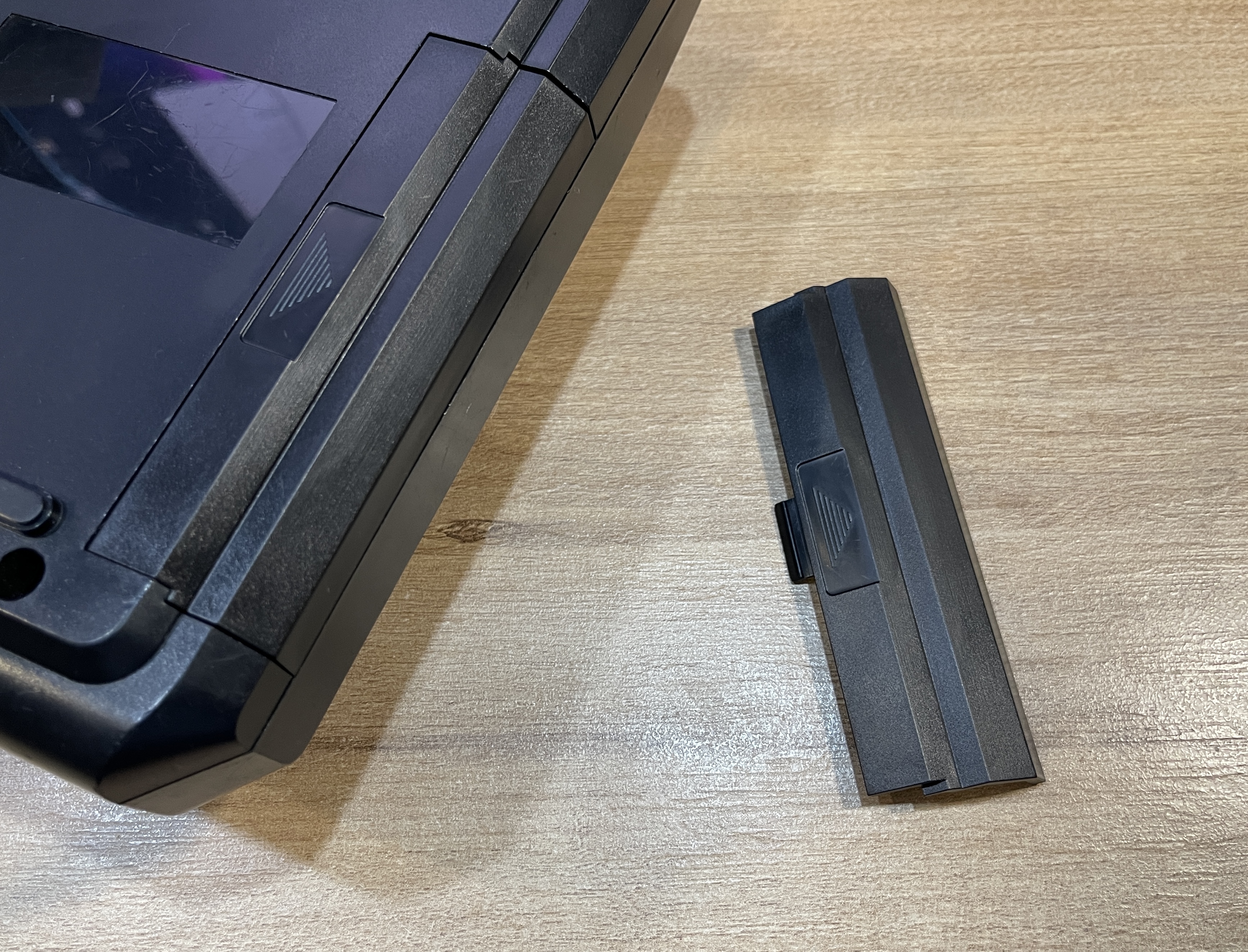 Brand New Genesis/MegaDrive Model 1 Expansion Port Cover – Retro