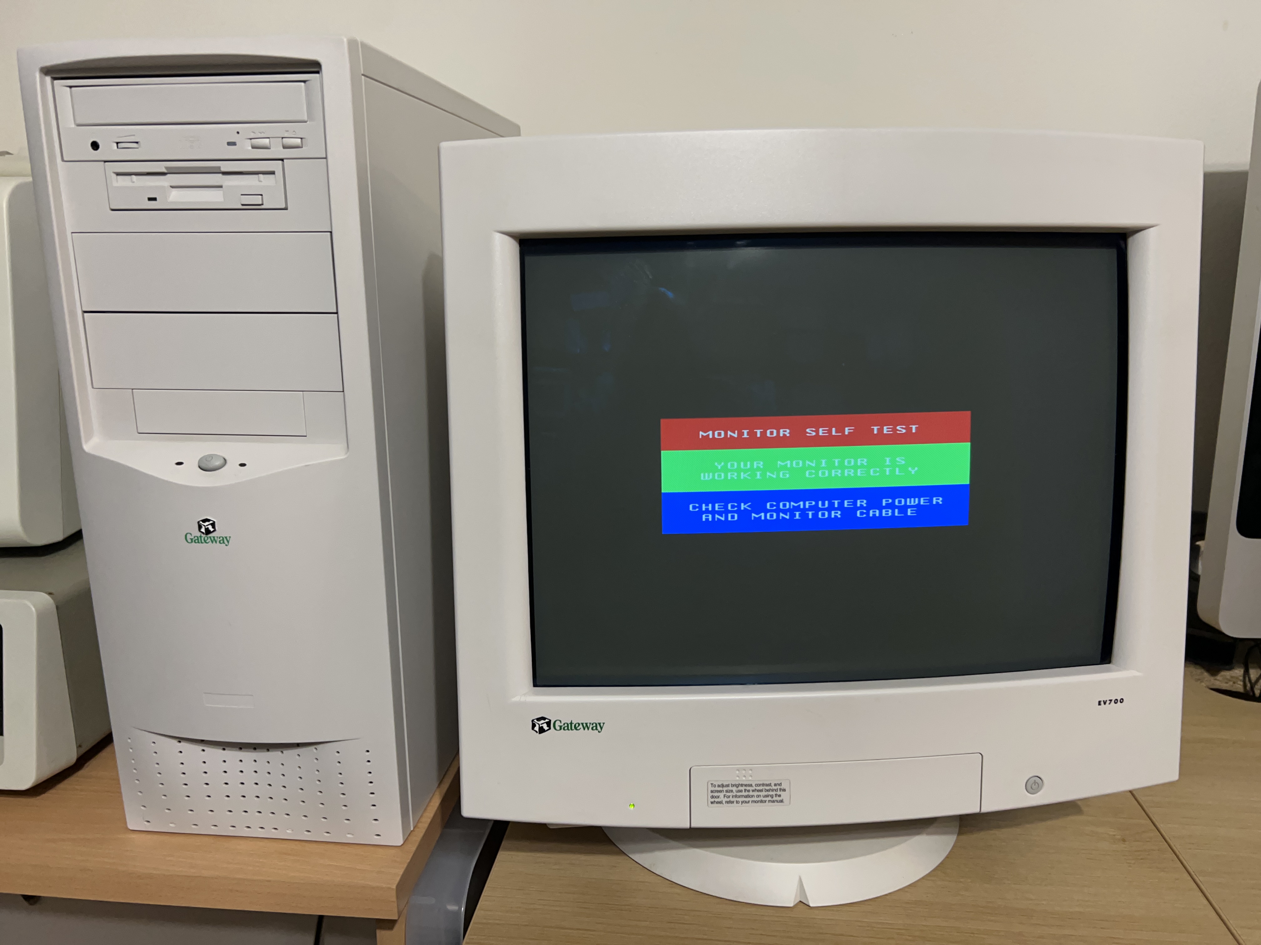 1999 Gateway GP7-500 PC & EV700 CRT Display Repair & Restoration