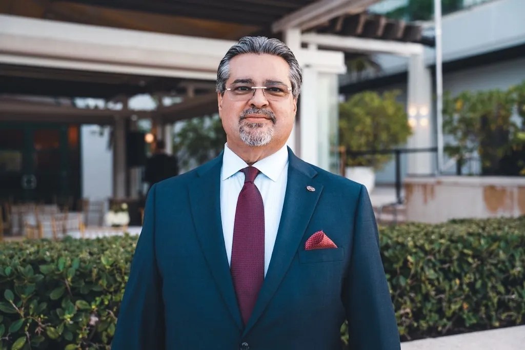 Michael Báez asume la presidencia ejecutiva de Multinational Life Insurance Company