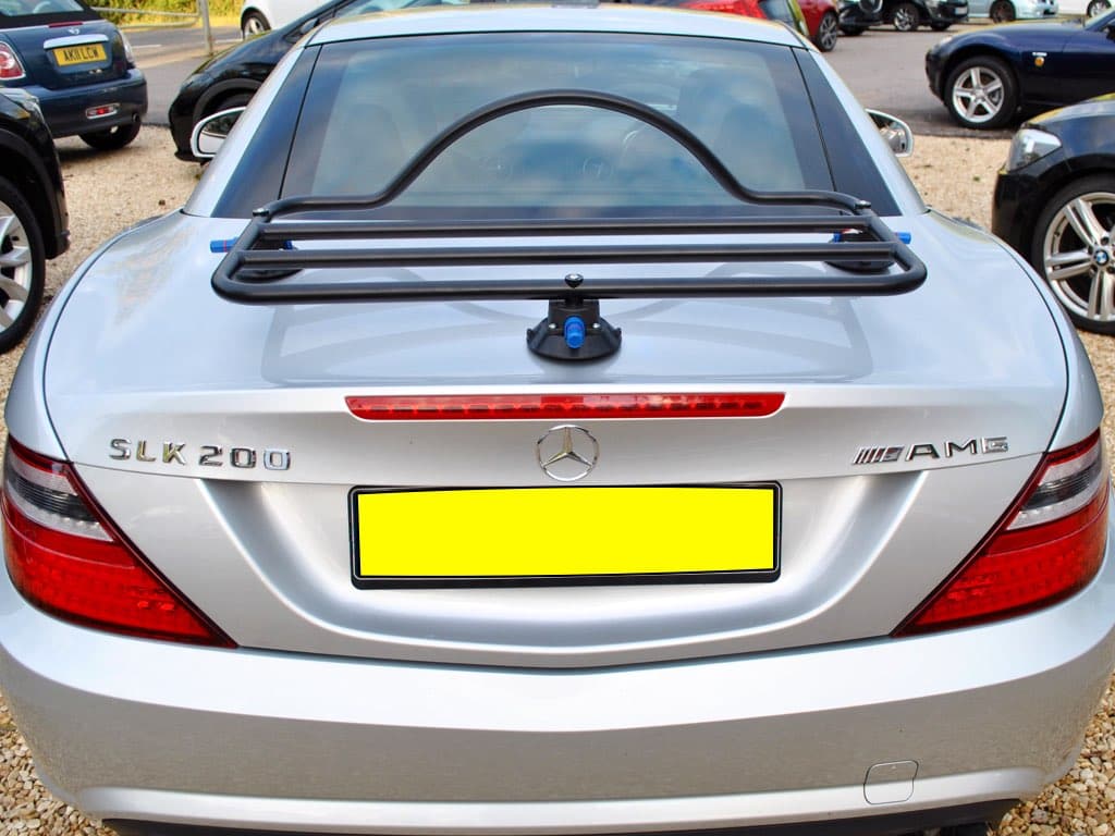 argent mercedes slk r172 / slc avec un porte-bagages noir équipé