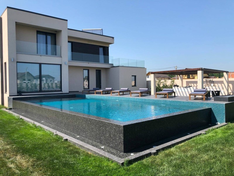 Infinity Pool Fur Ein Wellness Hotel Gartenbaureferenz