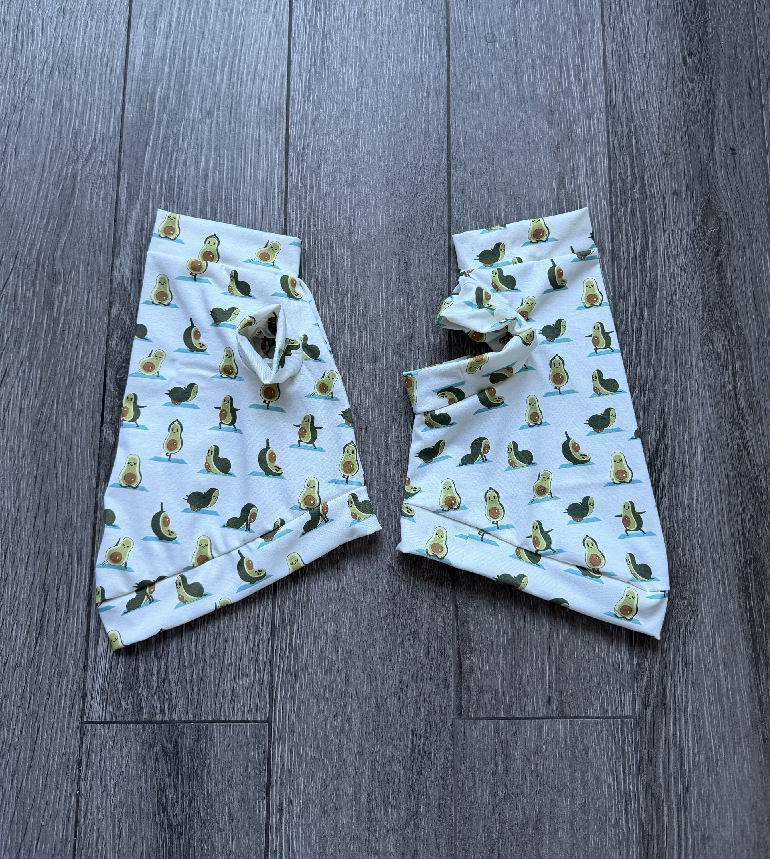 Avo-Yoga outfit for Sphynx/ Small Pets - Image 1