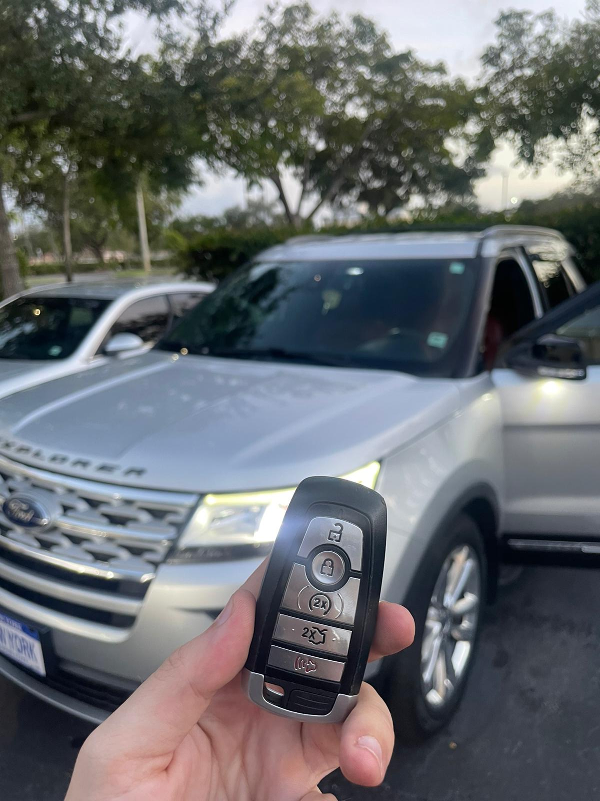 Car-Key-Replacement-Fort-Lauderdale-Florida-RG-Local-Locksmith-Services