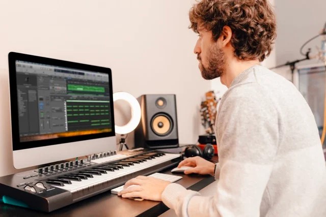 Building Home Studio For Music Production, Computer for music production, headphones, beats, speakers, microphones, acoustic, Midi Keyboards.