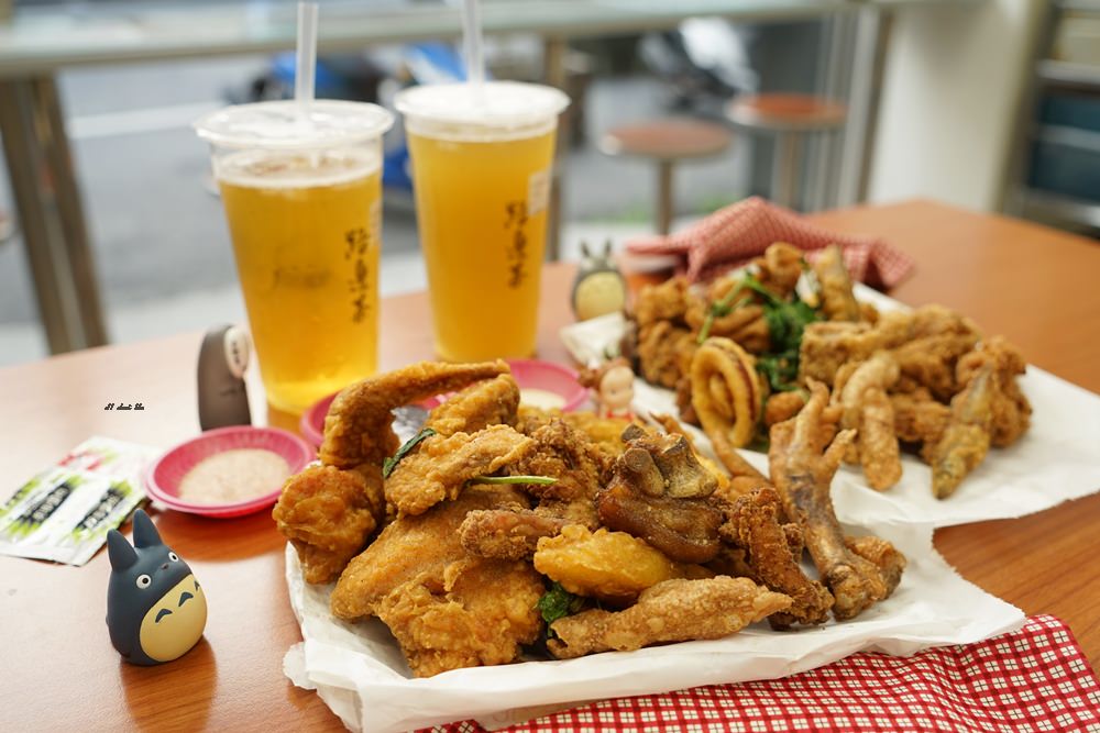 南投埔里 犁田鹹酥雞 雞排雞翅鮮嫩多汁 還有炸豬腳 雞腳等隱藏版菜單 宵夜深夜美食