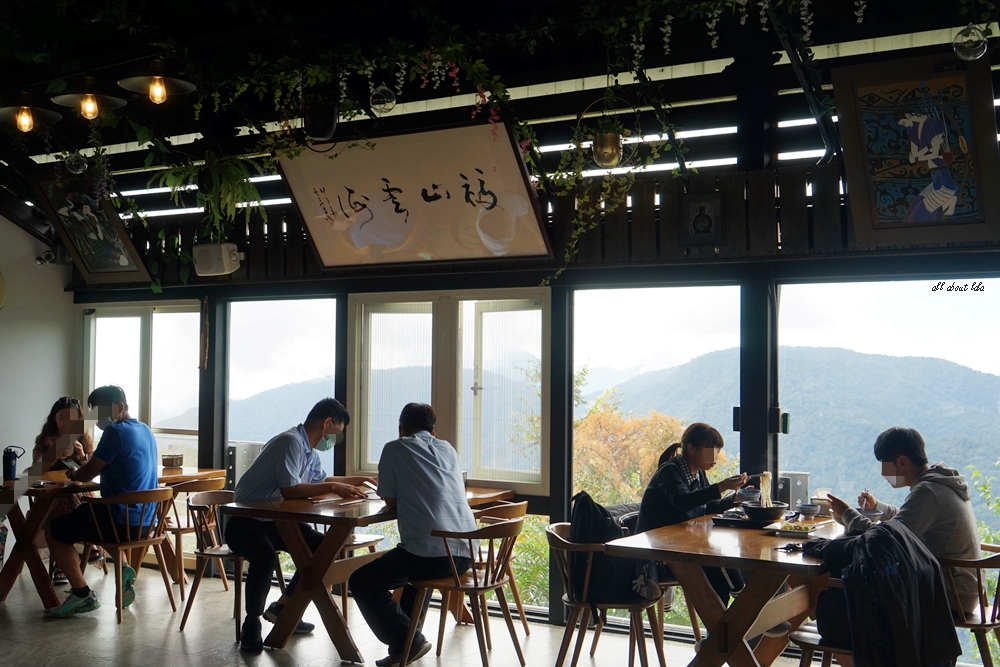 清境餐廳推薦 雲香園 高山玻璃屋裡的雲南特色餐 過橋米線(有菜單) 好吃喔～