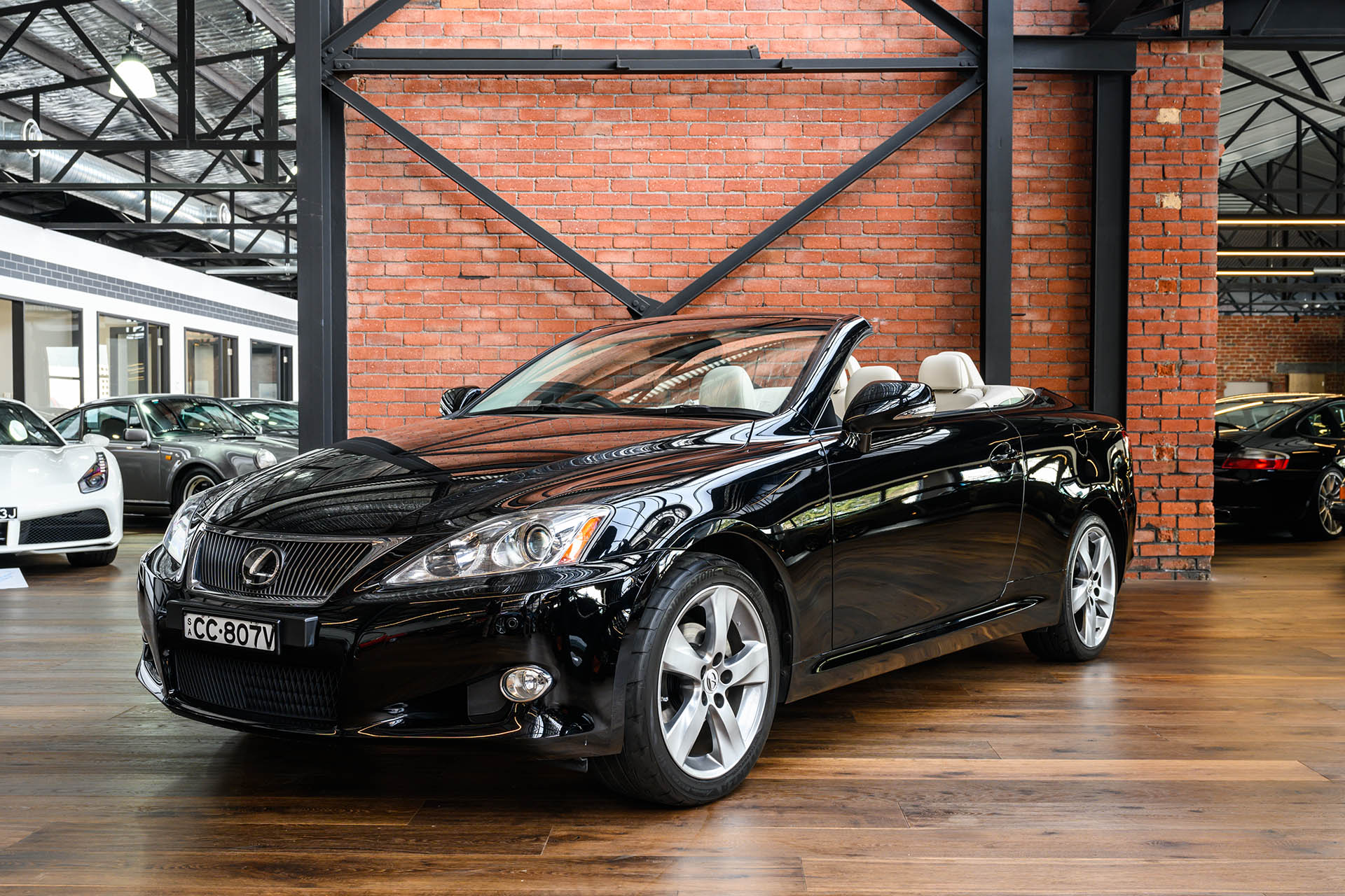 If you're looking to buy a classic car, there are some things you need to keep in mind. 2010 Lexus IS 250 Sports Luxury Convertible - Richmonds - Classic and Prestige Cars - Storage