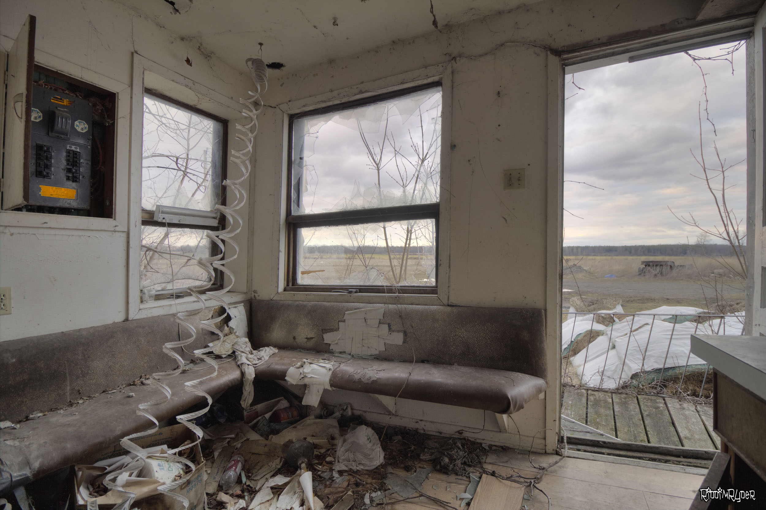 Kitchen of the abandoned house