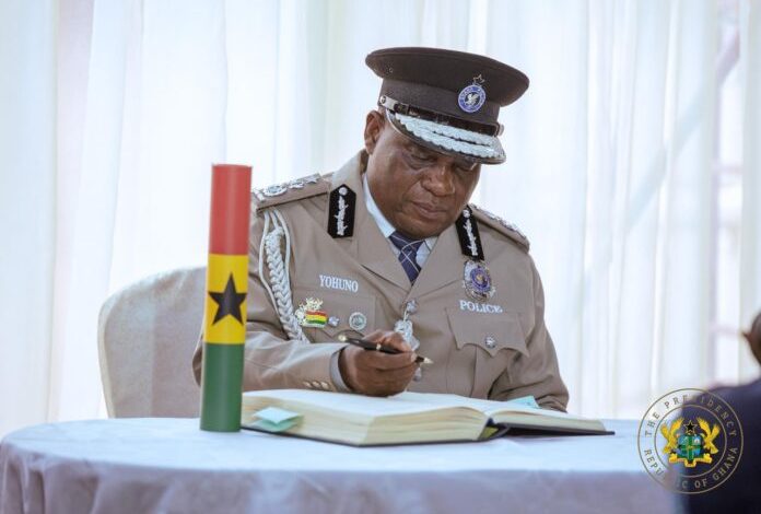 11 personnel promoted after police smash multi-regional bank robbery gang