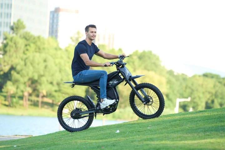 GT73 Electric Motorbike Riding'times