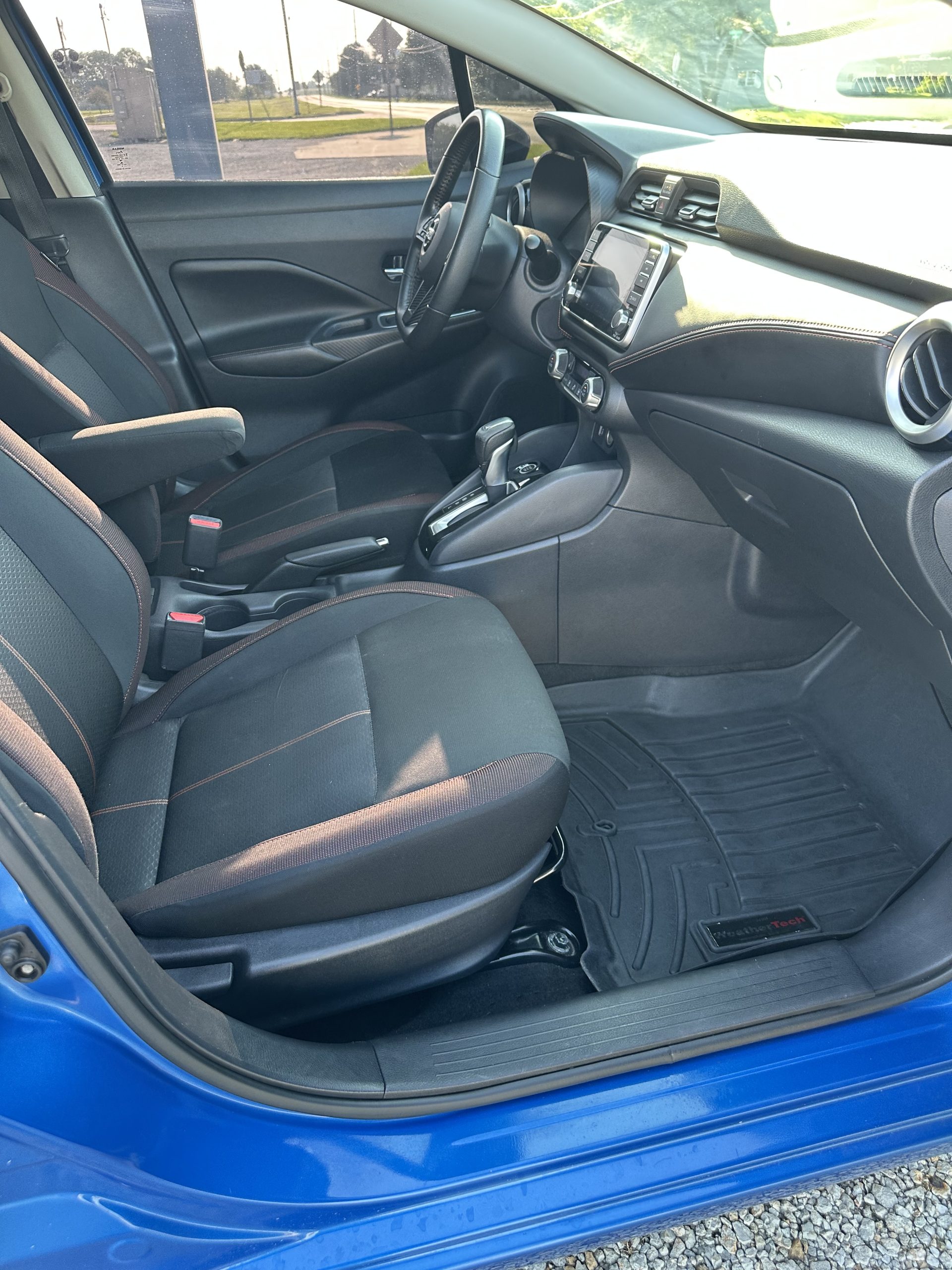 2020 Nissan Versa Sedan SR - Photo 12
