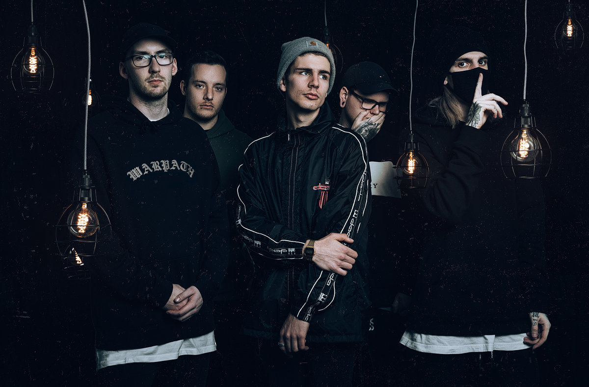 インタビュー】Alpha Wolf (Australia – Nu Metalcore) | RIFF