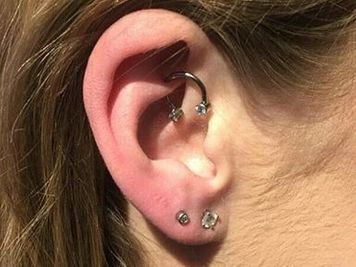 Rook Piercing - Complete Guide with Images - RightPiercing