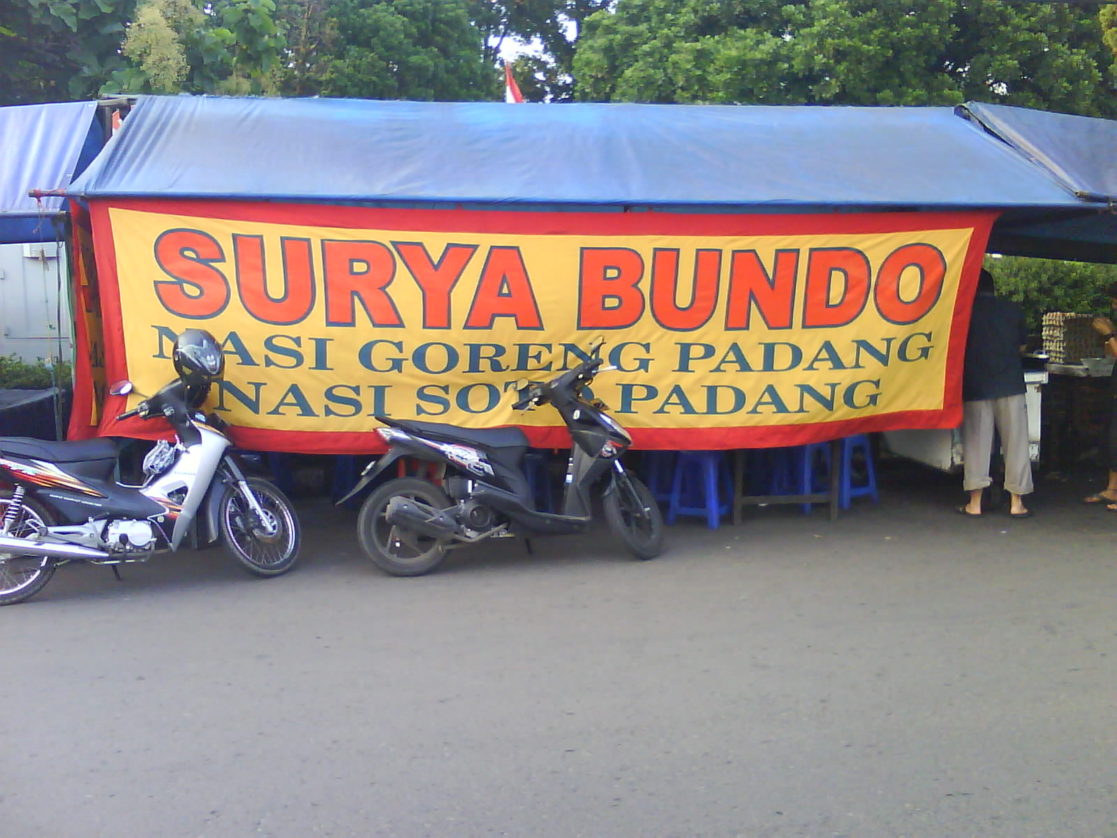 · diperlukan 4 btr bawang merah. Nasi Goreng Padang Kesukaan Pak Bondan | Catatanku