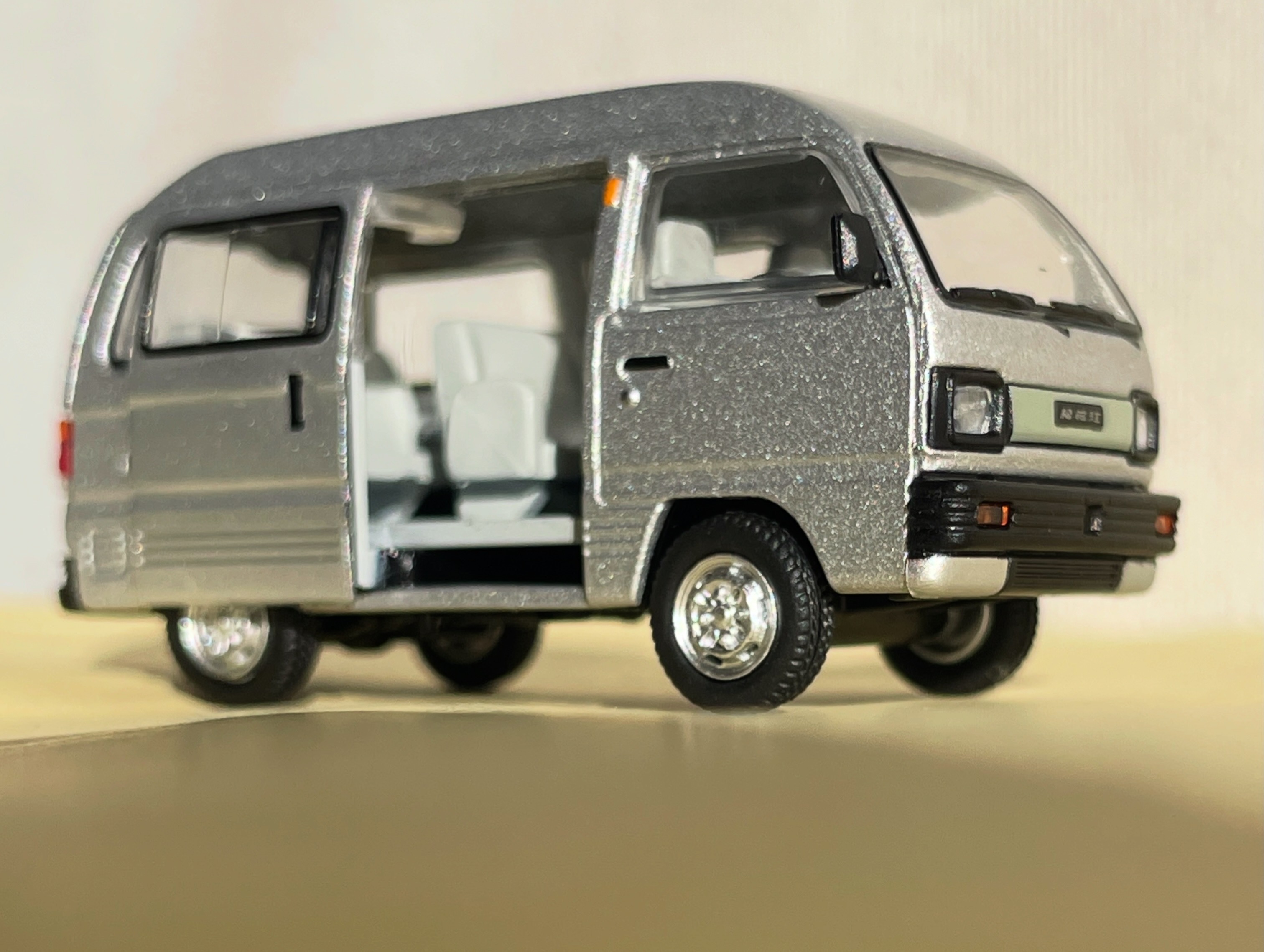 FanX 1/64 Hafei (Suzuki Carry)