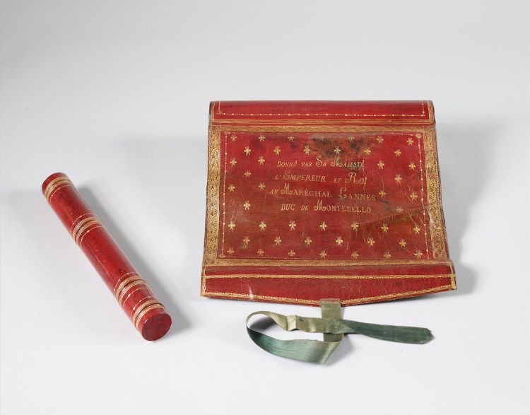 Monaco et les Napoléon(s) : Destins croisés exhibition at Grimaldi Forum in Monaco - Napoleon's writing implements