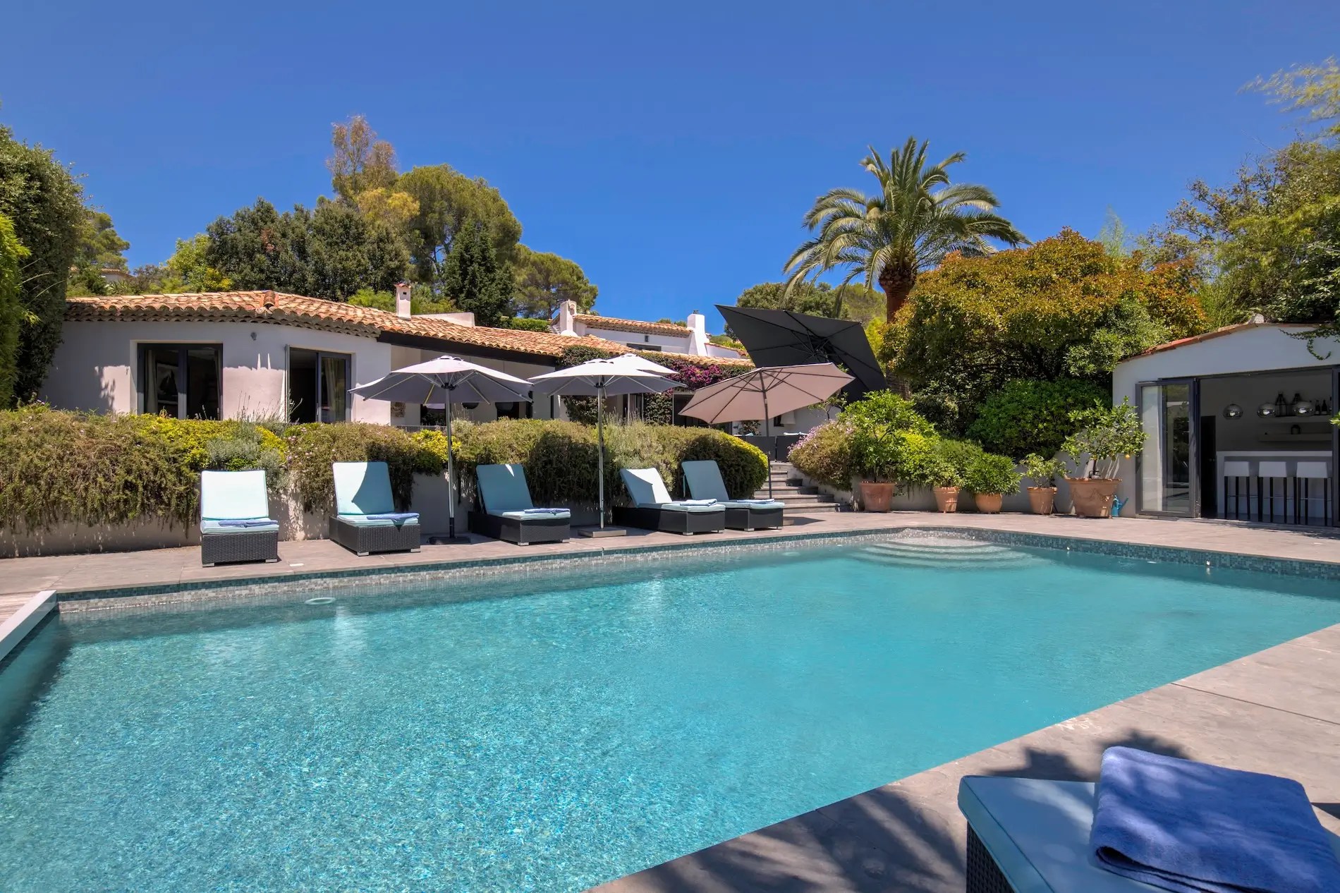 Contemporary villa in Mougins