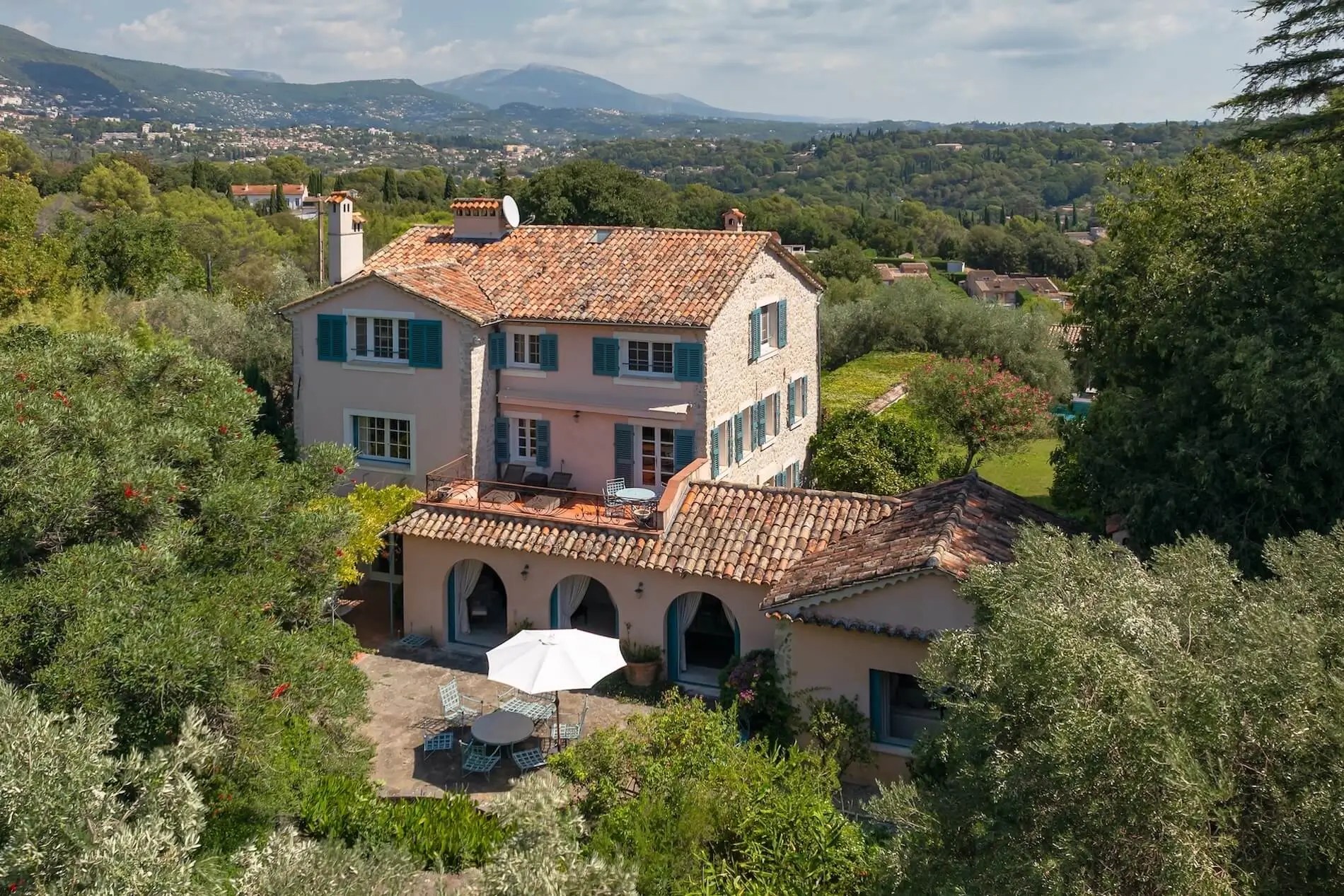 Property in Grasse Saint-Jacques