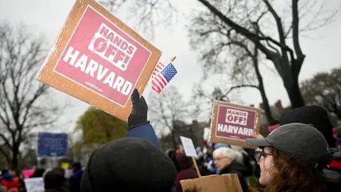 USA : Harvard sauve 2 milliards de dollars : la justice protège la liberté académique