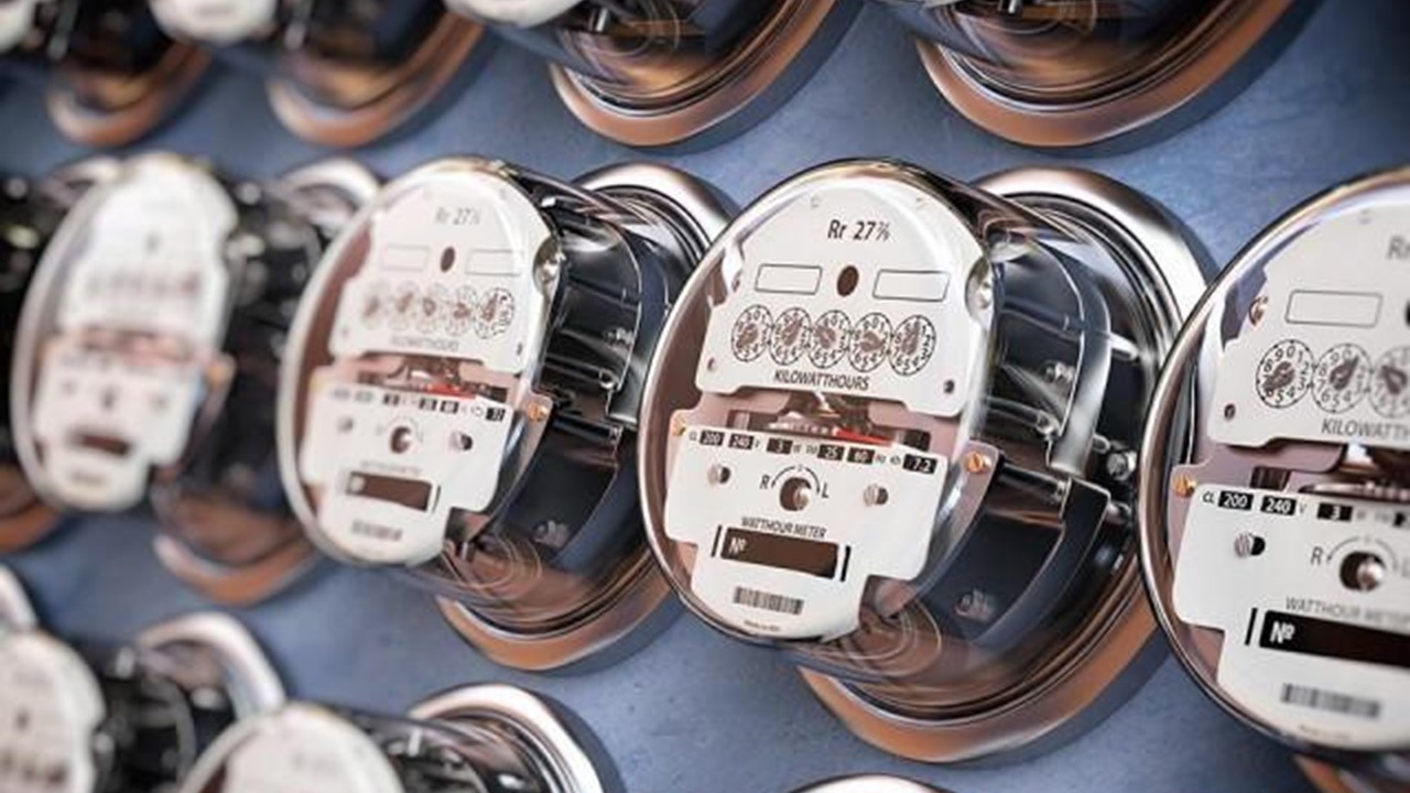 Disconnection activities sa mga MECQ areas, sinuspinde ng Meralco