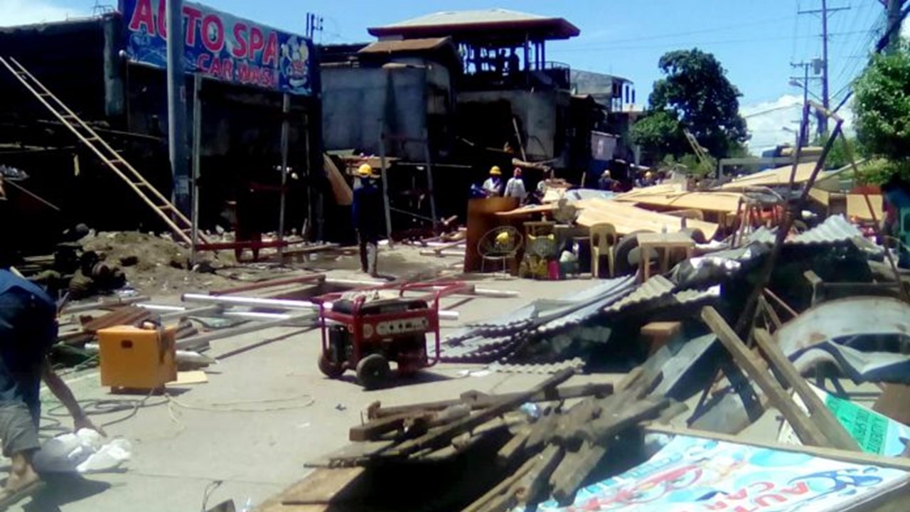 Demolition moratorium, iginiit ng isang kongresista