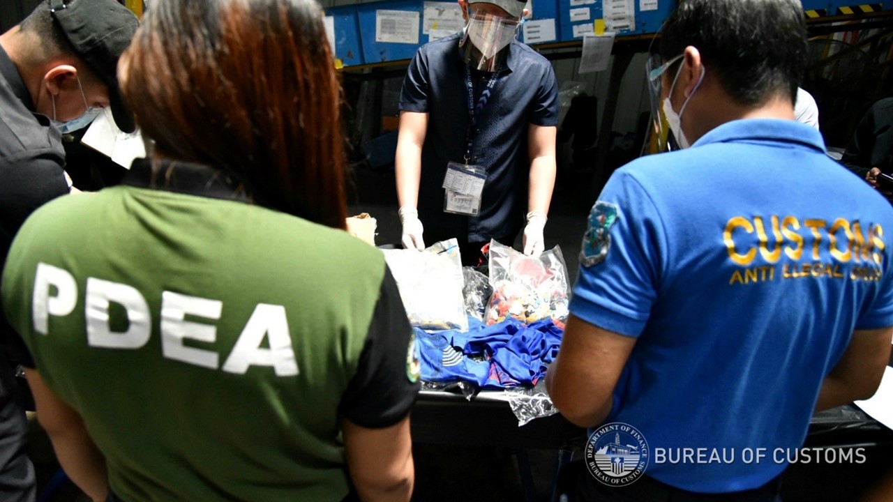 7.5 million pesos na halaga ng shabu, nasamsam sa air parcel sa Pasay
