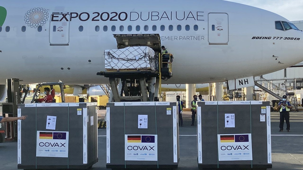 793,000 doses ng AstraZeneca vaccine na donasyon ng Germany, dumating na sa bansa