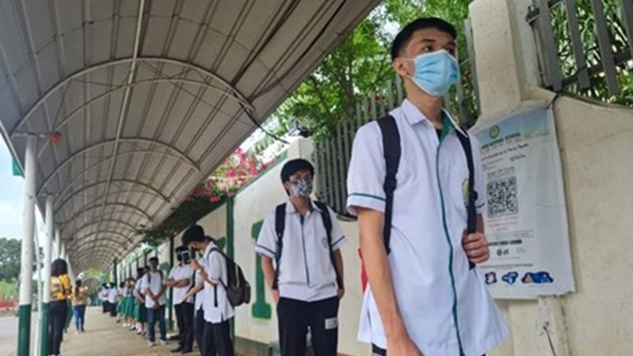 Higit 400 klase, nasuspinde ngayong araw dahil sa Bagyong Karding