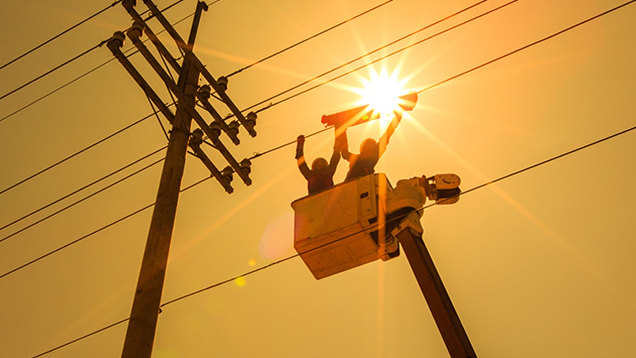 DOT, pinaglalatag ng “whole-of-industry approach” sa tourism sector para matugunan ang problema sa malawakang power outage