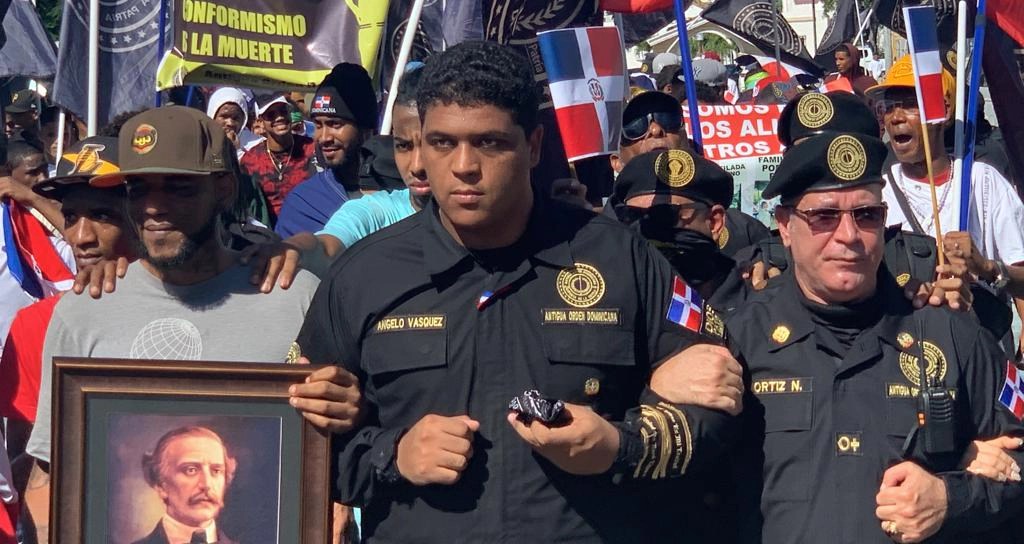 Antigua Orden dice es mordaza y amenaza a derechos la modificación a la ley de expresión que cursa en el Senado