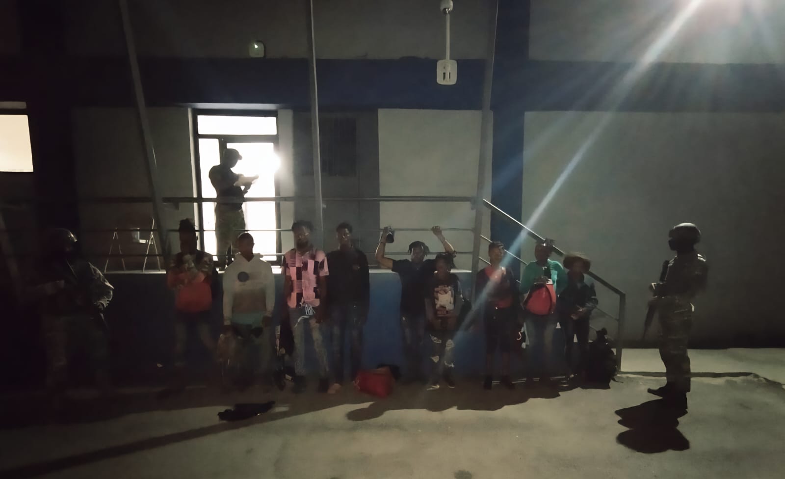 Hieren a dos haitianos de un grupo de indocumentados que intentaba ingresar al país