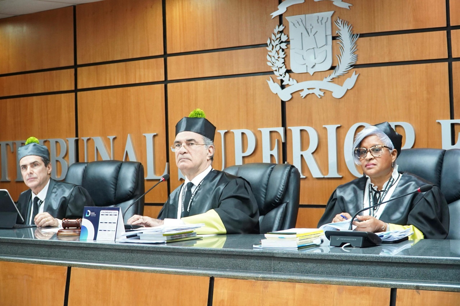 Senado acoge observación de Abinader para que el TSE no intervenga en comicios gremiales
