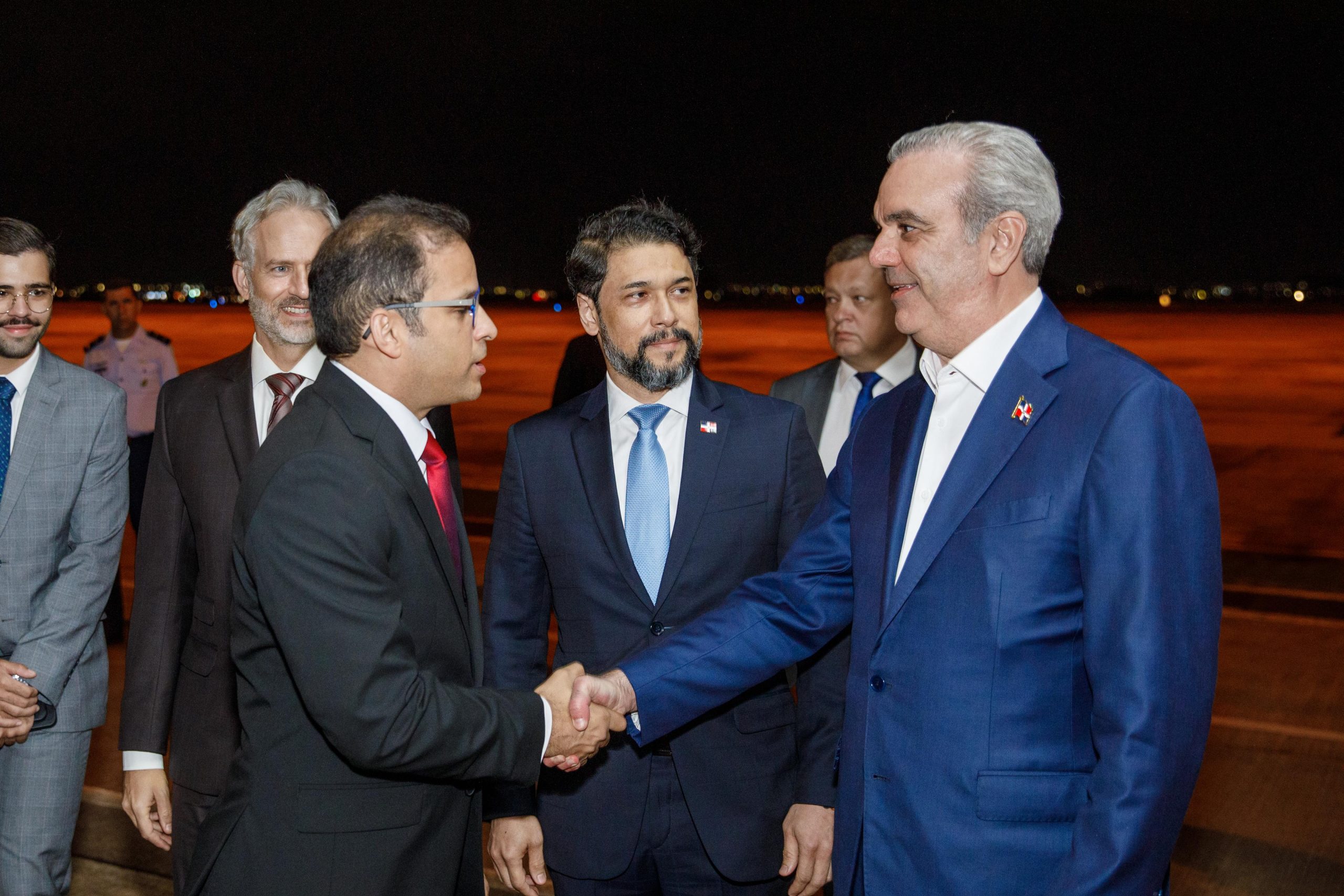 Presidente Abinader llega a Brasil a participar en cumbre sobre ayuda para Haití
