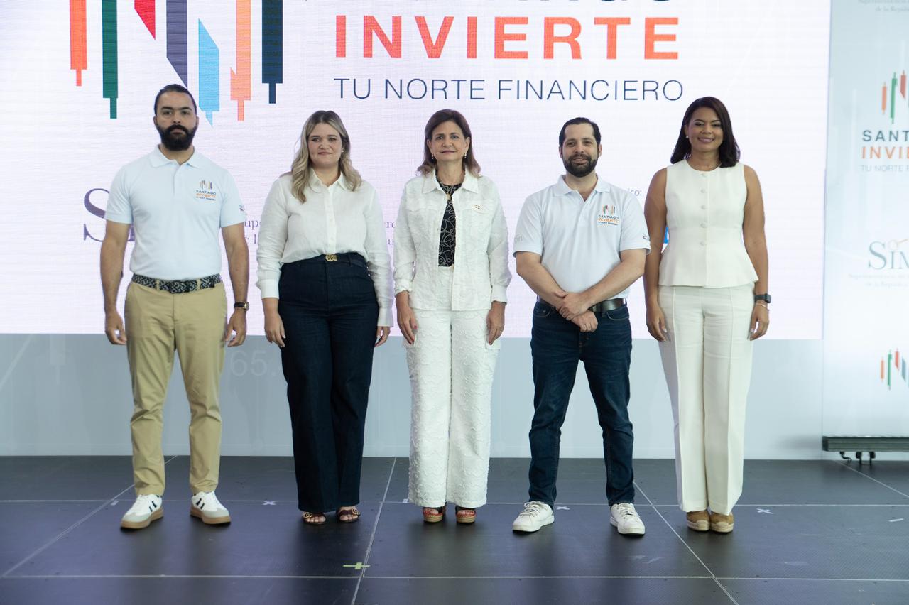 Superintendencia del Mercado de Valores impulsa jornada educativa en el Cibao