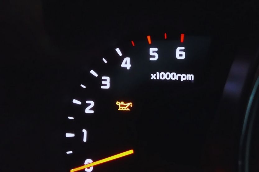 Master warning light toyota sienna