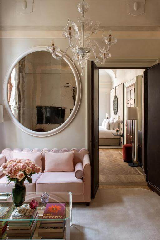 suite living area at Nolinski Venice