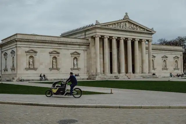 Germany's-Munich-Destinations-for-Solo-Female-Travelers