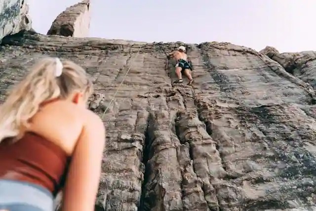 ideal for solo female hikers who prefer company without having to join a group