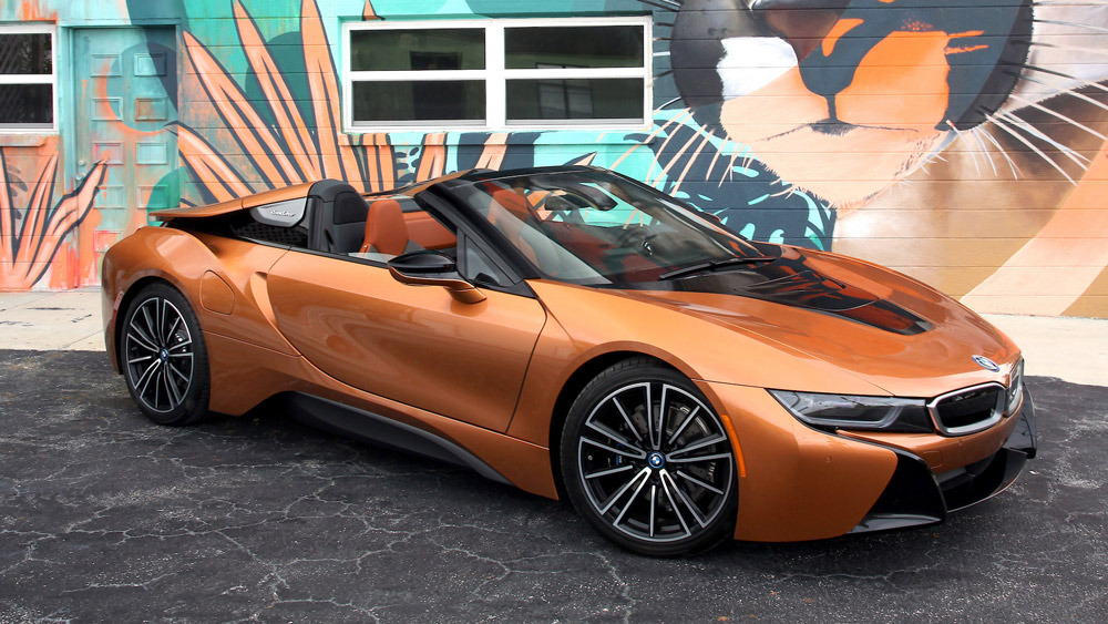 Robb report test-drives the 2019 bmw i8 roadster