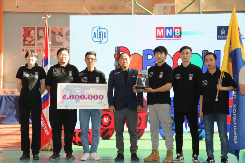 The team that participated in the "ABU Robocon" robot competition representing Mongolia received the "Best idea" award