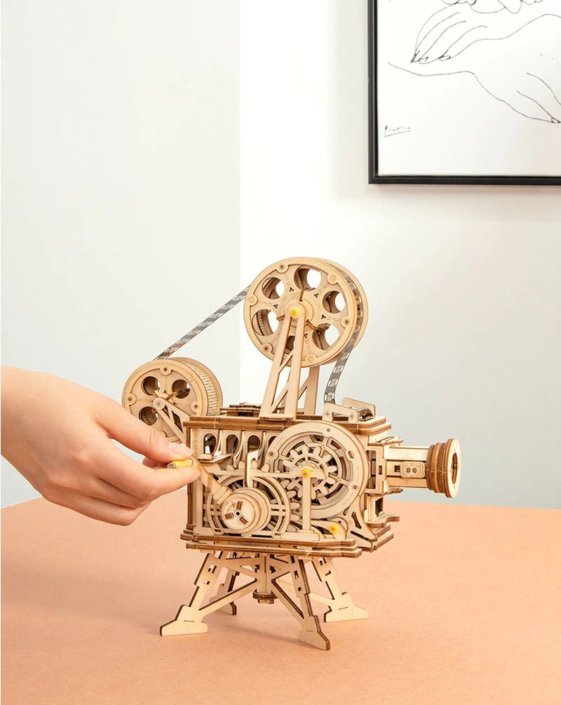 Alternative view of Proiector de Film (Vitascope) - Puzzle 3D Mecanic din Lemn - 183 Piese